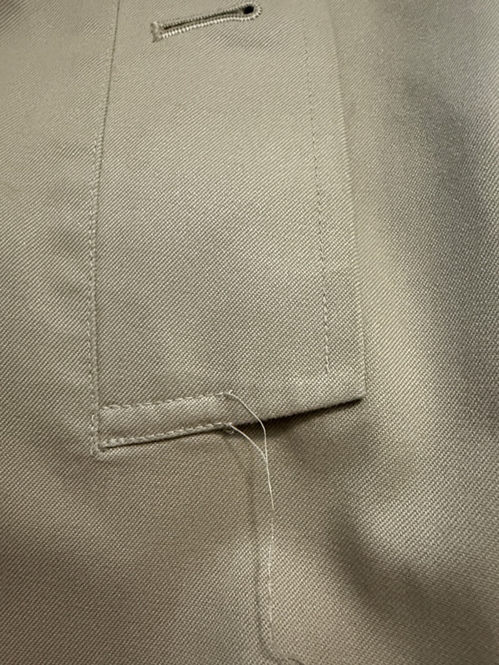 Vintage Burberry Bloomingdale’s Tan Trench Coat - Picture 16 of 16